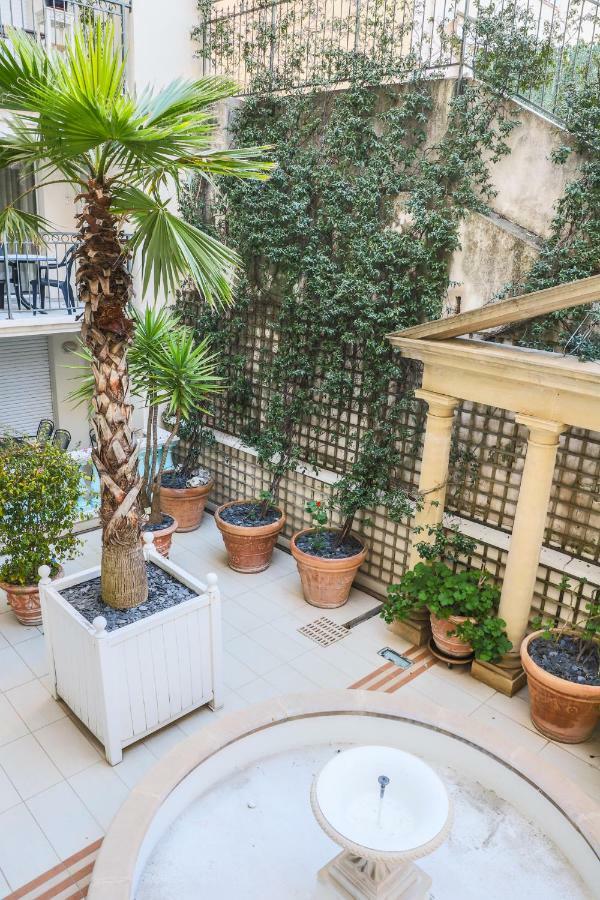 Cannes Palazzio Exterior foto